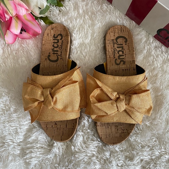 Circus Sam Edelman Yellow Bow Sandals - Picture 9 of 10
